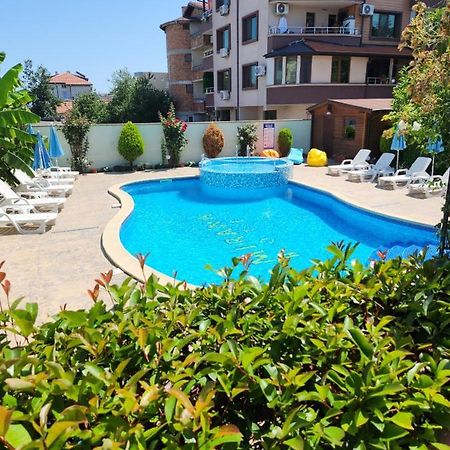 Mirana Family Hotel Burgas Exteriör bild