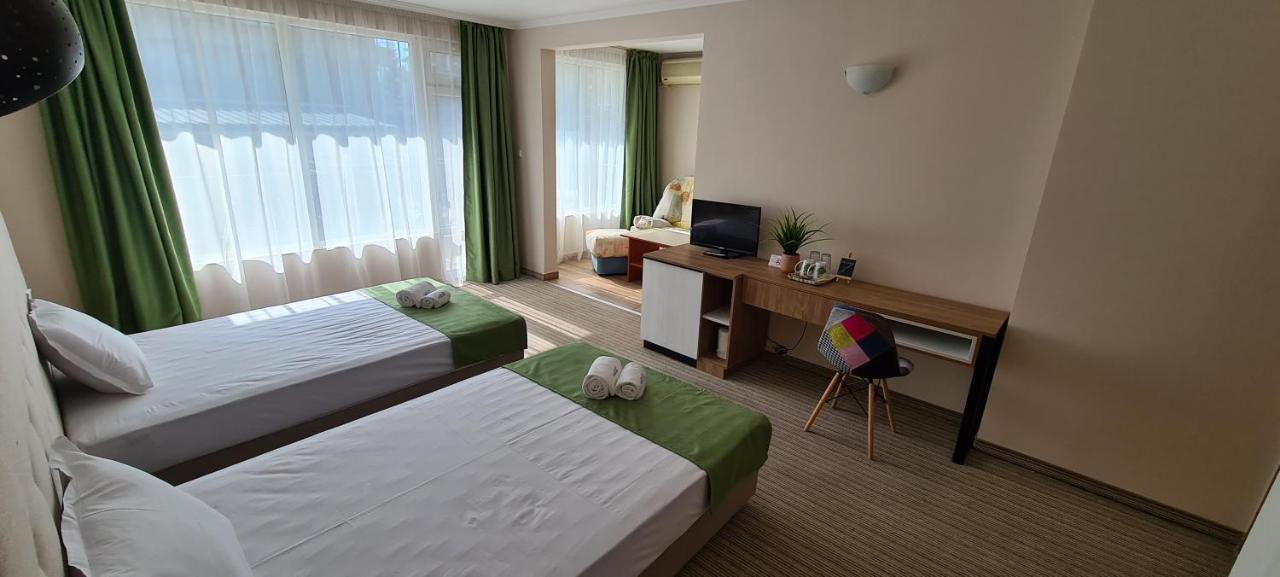 Mirana Family Hotel Burgas Exteriör bild