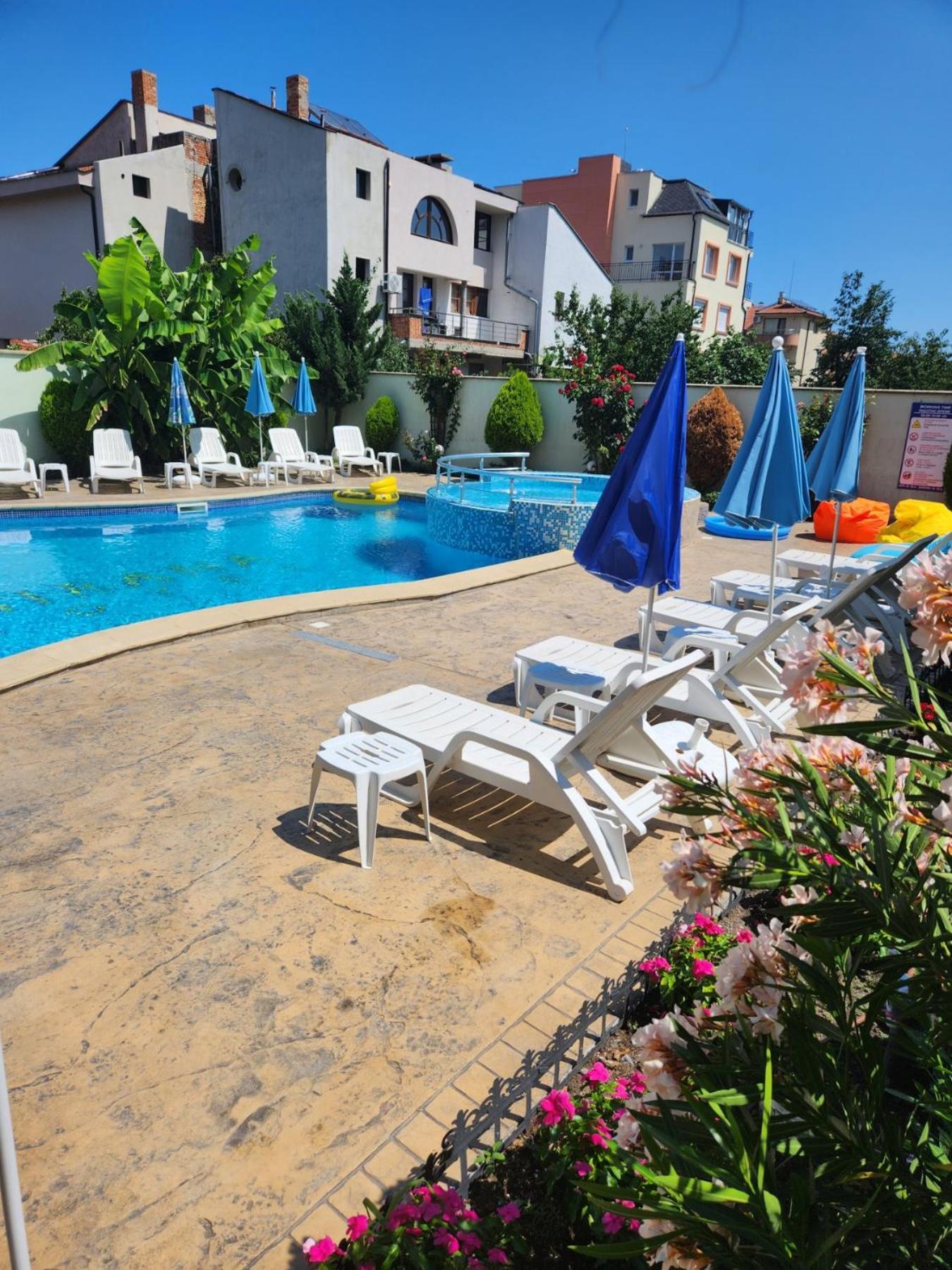 Mirana Family Hotel Burgas Exteriör bild