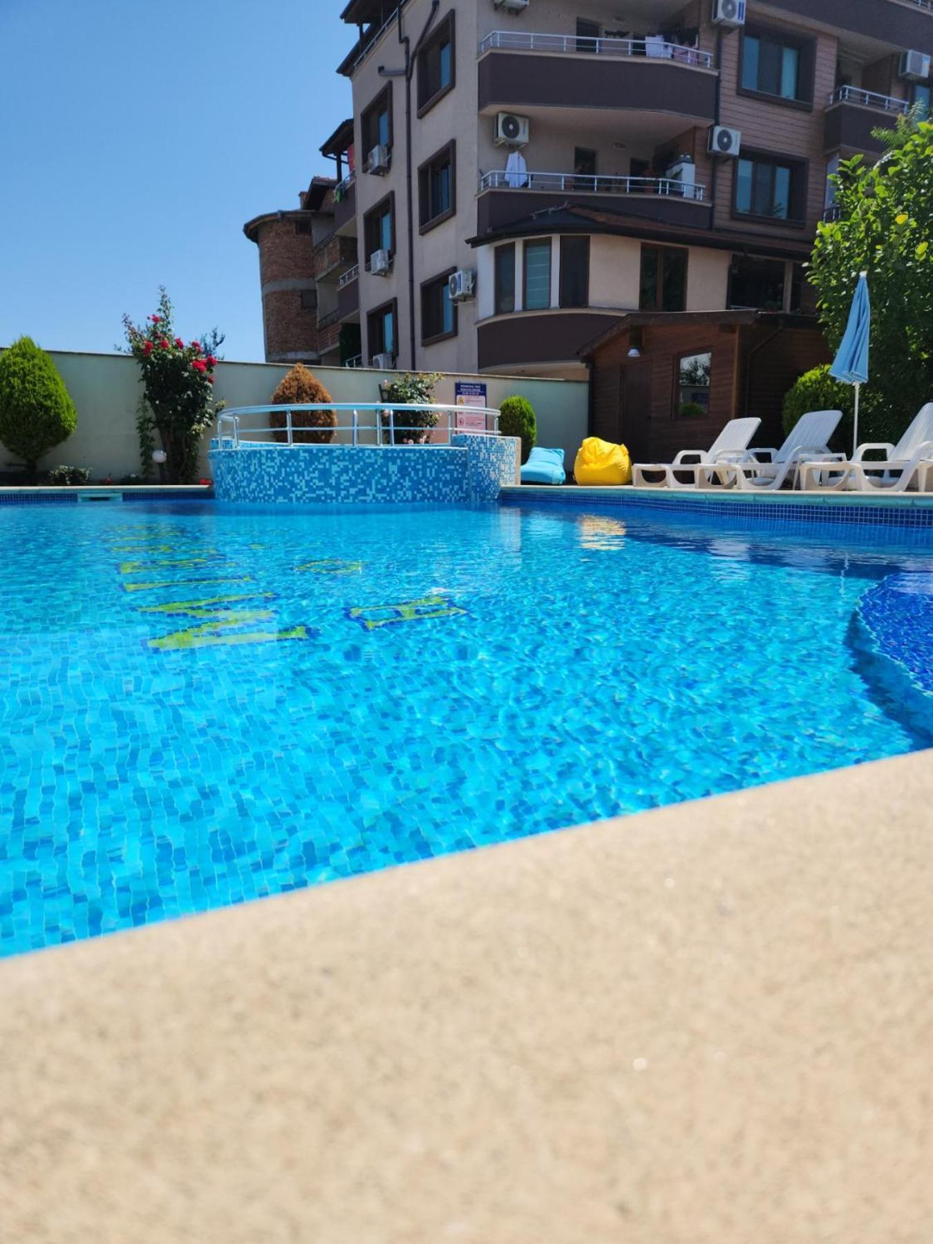 Mirana Family Hotel Burgas Exteriör bild