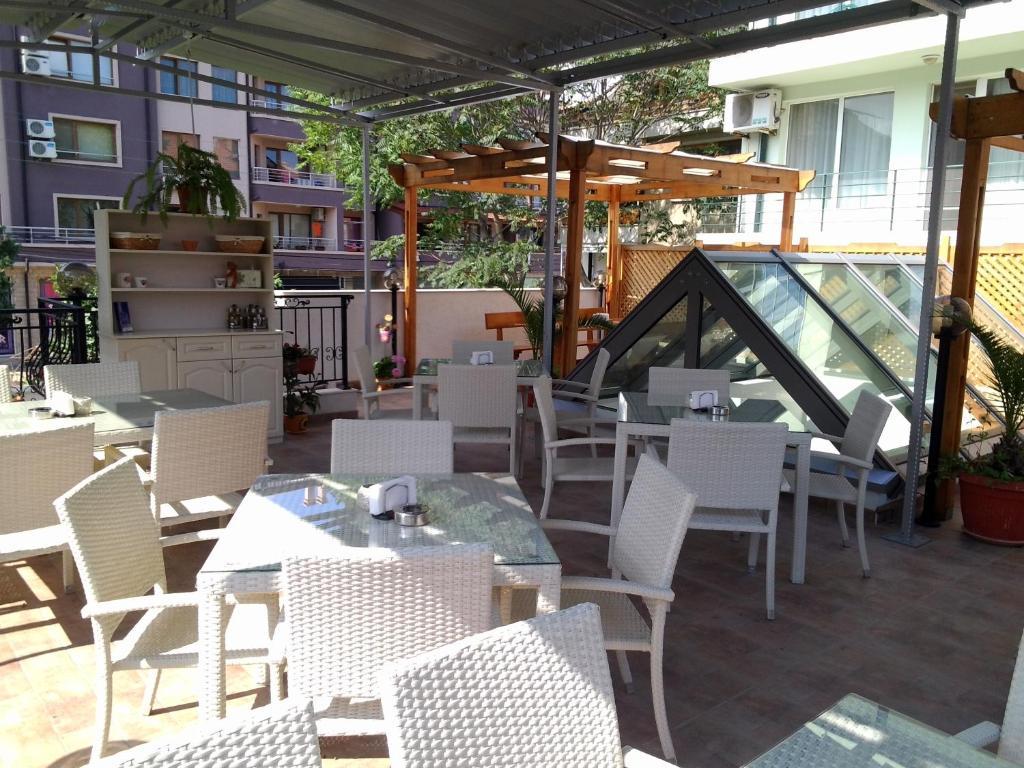 Mirana Family Hotel Burgas Exteriör bild